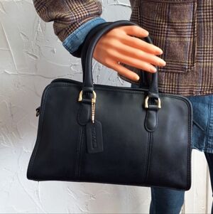 Coach Vintage Beaumont Satchel/Crossbody #9871, Navy Blue